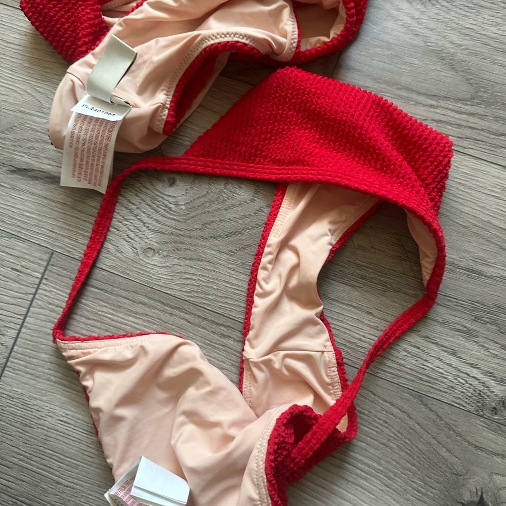 Red Textured Swim Set - Picture 7 of 7